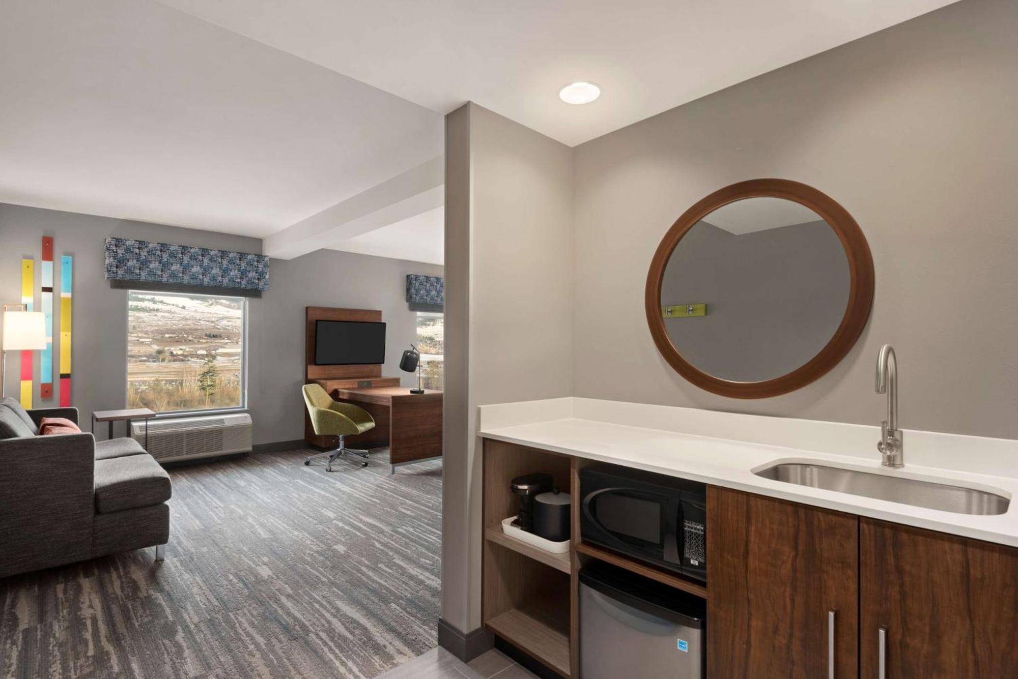 Hampton Inn&Suites Kelowna, British Columbia, Canada Exterior foto