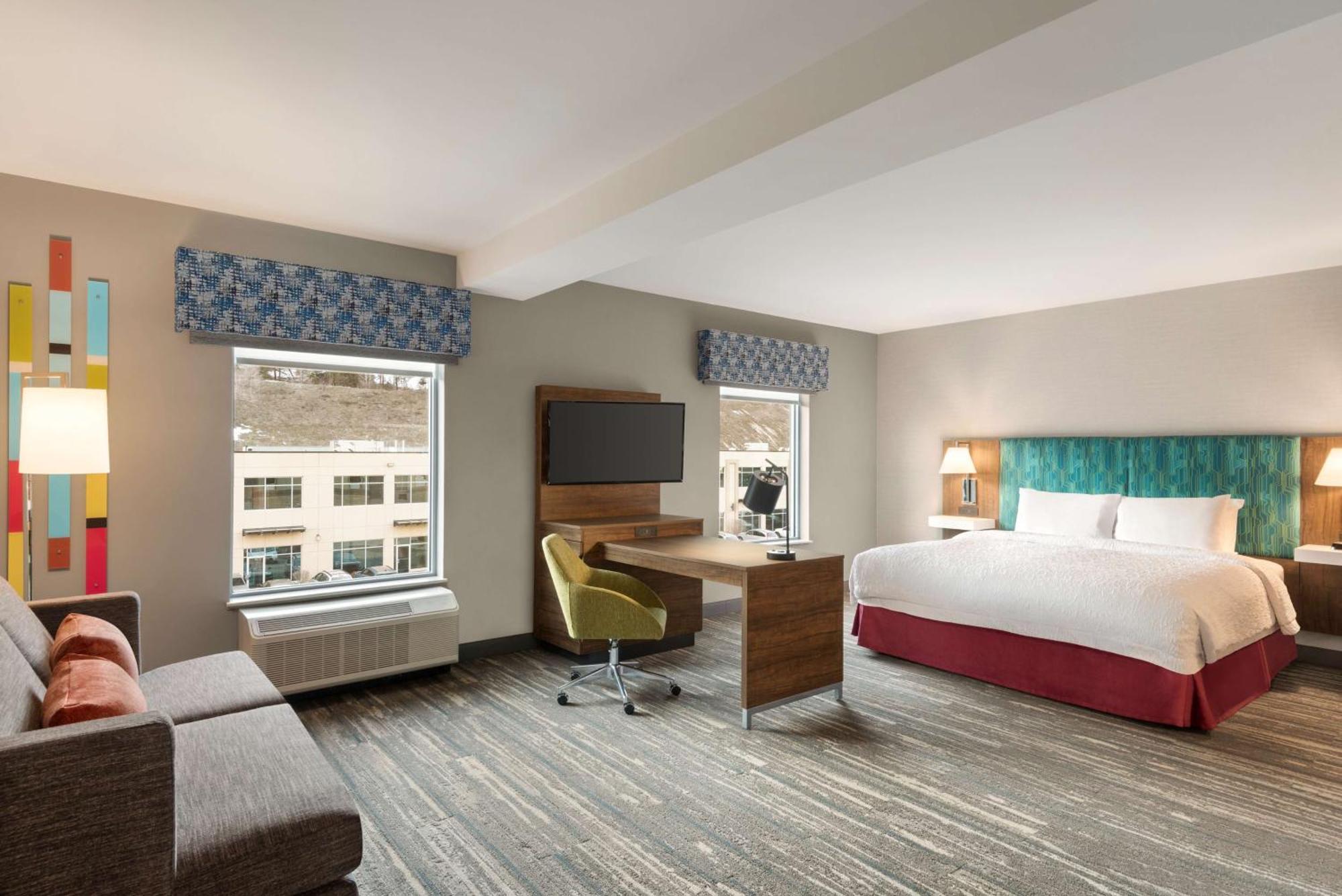 Hampton Inn&Suites Kelowna, British Columbia, Canada Exterior foto